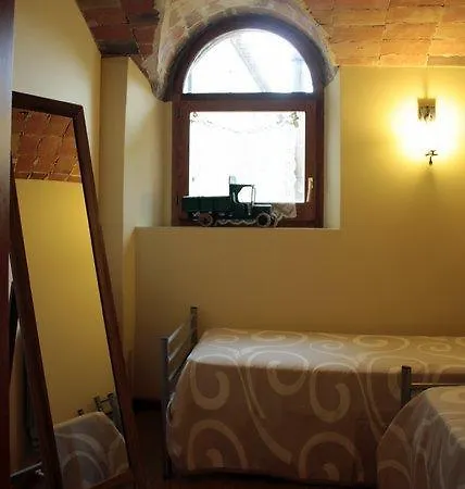 Can Vespa Apartment Girona